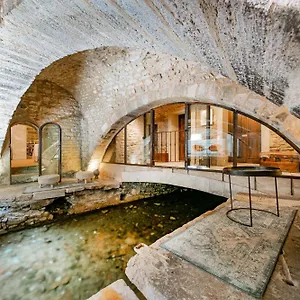 la-prevote-lisle-sur-la-sorgue.fr-provencehotel.com/